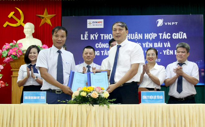 Công ty Điện lực Yên Bái và Trung tâm Kinh doanh VNPT Yên Bái ký thoả thuận hợp tác về chuyển đổi số