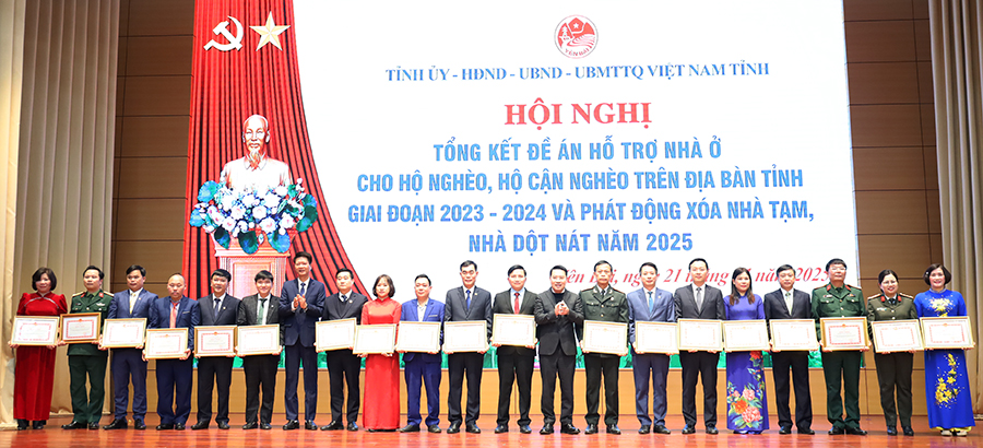 Yên Bái tổng kết Đề án hỗ trợ nhà ở cho hộ nghèo, hộ cận nghèo năm giai đoạn 2023 – 2024 và phát động xóa nhà tạm, nhà dột nát năm 2025