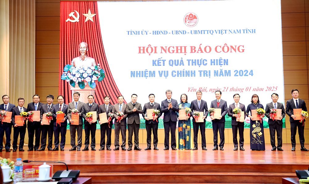 Hội nghị báo công kết quả thực hiện nhiệm vụ chính trị năm 2024